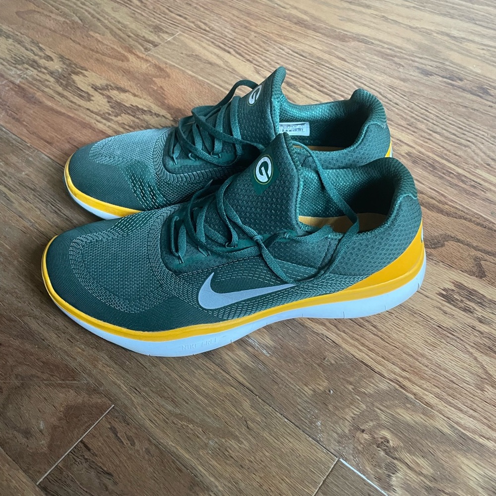Nike Green Bay Packers Sneakers - Size 13